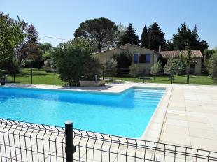 vakantiehuis in Frankrijk te huur: Luxe villa in de Drôme-Provencale: max 10 personen (+evt 3 of 4 kindjes/baby's extra) met groot zwembad, wifi en grote tuin. 