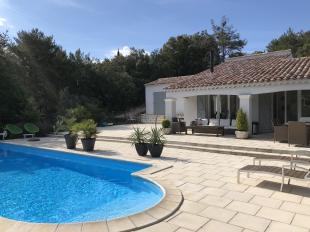 vakantiewoning in Frankrijk te huur: goed ingerichte vrijstaande vakantiewoning met verwarmd zwembad in de mooie Provence in de Var bij Tourtour, Lorgues, Gorge du Verdon 
