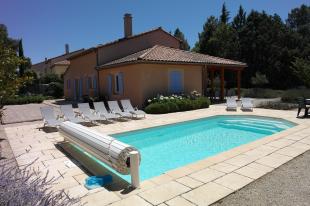 huisje in Frankrijk te huur: Luxe Villa (2-8 pers.) met verwarmd privé zwembad, airco en een vrij uitzicht op de bergen op Frankrijks mooiste Villapark les Rives de l'Ardèche 