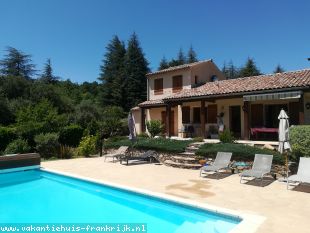 Villa in Frankrijk te huur: La Siège is een comfortabele villa met privézwembad gelegen in het natuurpark van de Haut-Languedoc./ HIER HUURT U RECHTSTREEKS AAN DE EIGENAAR !! 