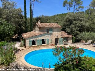 Vakantiehuis: Flexibel te boeken: L'Estello dou Pastre, een cottage-stijl 6-persoons huis met privé zwembad en absolute privacy
