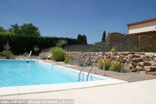 Huis voor grote groepen in Rhone Alpes Frankrijk te huur: Dubbel Villa (2011) met zwembad in zuid Ardèche 