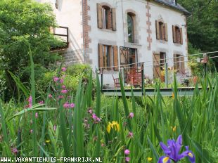 Huis in Frankrijk te koop: Perassay – Oude watermolen langs klein riviertje op ongeveer 2 hectare grond. ** in prijs verlaagd ** 