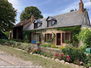 Huis in Frankrijk te koop: Preveranges – Ruime woonboerderij met 2  wooneenheden onder één dak. 