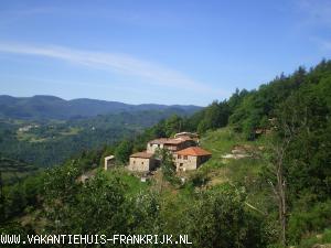 G�te met zwembad Frankrijk te huur in (Ardeche)