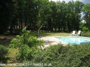 Vakantiehuis: Prachtig vakantiehuis in Dordogne veel privacy, priv� zwembad vakantie verhuur in Dordogne.