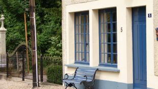 Linkerzijde voorkant vakantiehuis