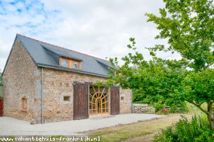 vakantiehuis in Frankrijk te huur: Characterful, spacious cottage in a green setting near Combourg (Haute-Bretagne, Ille-et-Vilaine) 