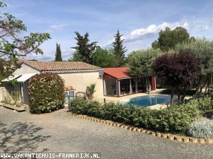 Vakantiehuis: Ruime vakantie bungalow voor 4 personen met privé zwembad te huur in Aude (Frankrijk)