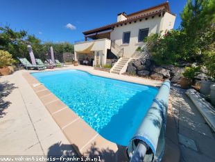 Vakantiehuis Pyreneeën: Villa le Chalumeau - 6 persoons, schitterend uitzicht en privé zwembad.