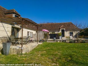 Huis te huur in Dordogne en binnen uw budget van  1100 euro voor uw vakantie in Zuid-Frankrijk.