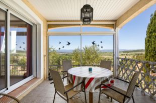 veranda
