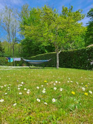 luieren onder de appelboom