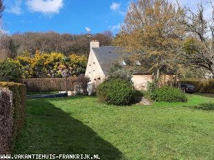 Vakantiehuis: Fijn familiehuis in rustig, landelijk dorpje aan zee. Op 2 minuten lopen van het strand, in de baai van de Mont St. Saint Michel.