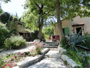 schaduwterras bij de keuken