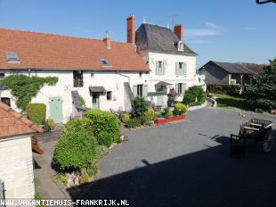 Huis in Frankrijk te koop: mooi huis met 3 vakantiehuizen met landelijk uitzicht 