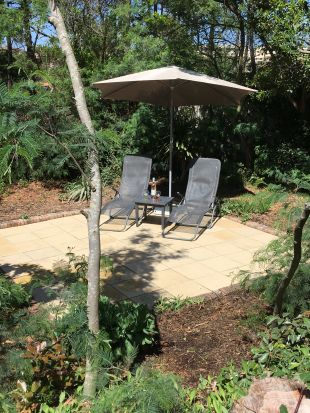 Zon terras achter 