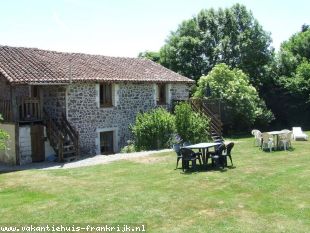 Huis te huur in Charente is geschikt voor gezinnen met kinderen in West-Frankrijk.