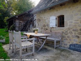 Vakantiehuis: Charmante authentieke cottage te huur in Corrèze (Frankrijk)