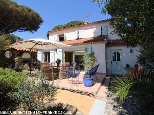 Vakantiehuis: Provençaals huis, voeten bijna in de zee te huur in Var (Frankrijk)