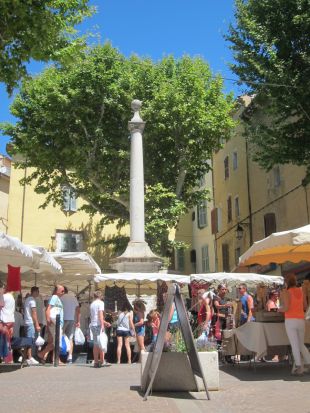 Grootste Provençaalse markt in Lorgues