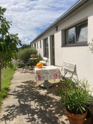 terras met ochtendzon