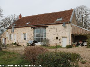 Vakantiehuis: Saint Marien – Prachtig verbouwde woonboerderij op 7.8 hectare grond. ** ONDER BOD** te koop in Creuse (Frankrijk)
