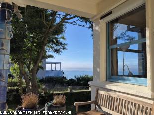Last minute: groot vakantiehuis met uitzicht op zee