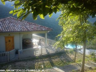 Schitterend huis met fantastisch uitzicht met grote prive tuin en terras Schitterend huis met fantastisch uitzicht met grote prive tuin en terras