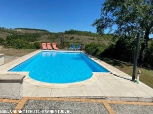 Vakantiehuis in Auvergne-en-Quercy (Lot) Vakantiehuis in Auvergne-en-Quercy (Lot)