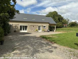 La Grange, vakantiehuis rustig gelegen met veel privacy  gelegen in de mooie bocages van Normandië. Mooie uitvalbasis voor diverse uitstapjes.
