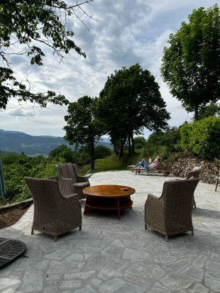 Terras voor het huis