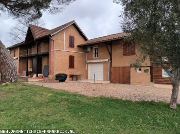 Gite Le Campané met zwembad en panoramisch uitzicht