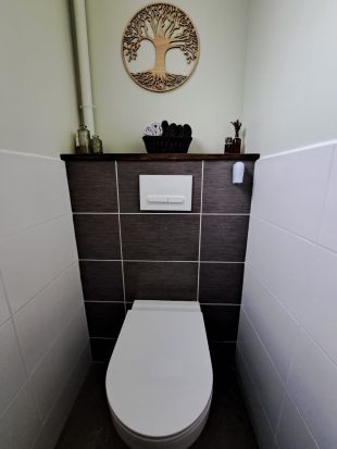 Toilet (in aparte ruimte)