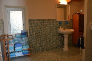 Frisse badkamer van vakantiehuis La Bergerie