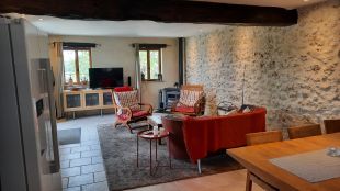 Woonkamer met houtkachel