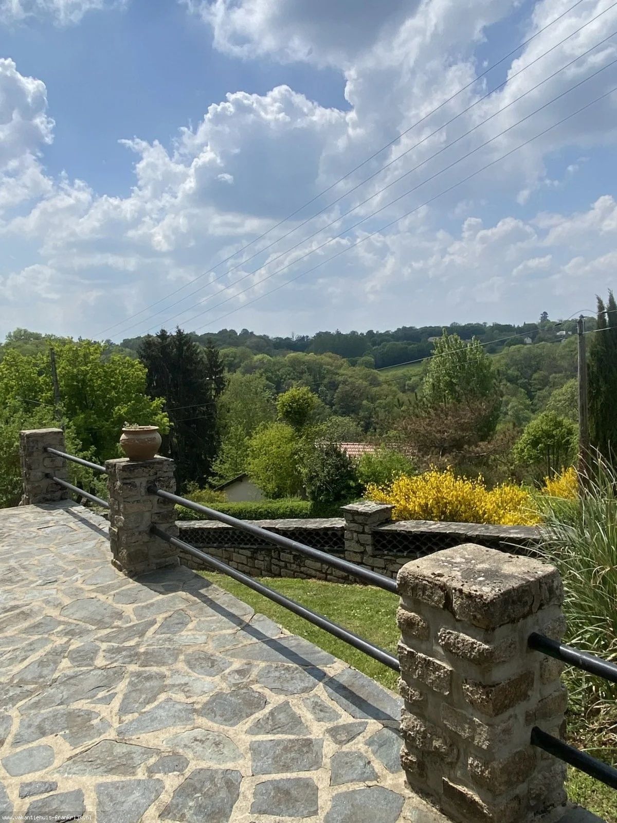Hoofdfoto Prachtig gelegen woning met schitterend uitzicht, en 500 meter van het dorp met restaurant en bezoekerscentrum over Monet