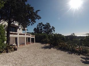 (Vakantie) woning: Ruime villa met verwarmd privé zwembad en panoramisch uitzicht over de baai van St. Tropez. te huur in Var (Frankrijk).