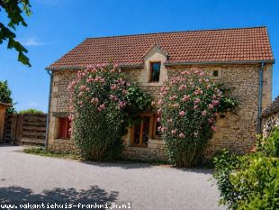 Luxe gîte, verwarmd privé zwembad, airconditioning