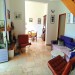 woonkamer met open haard