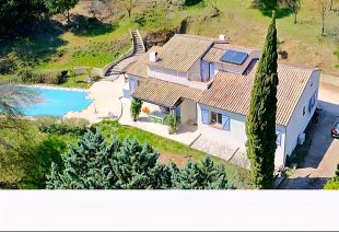 villa in Meounes les montrieux