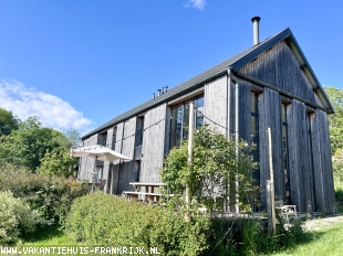 Contemporaine houten villa in het hart van het Morvan-park | modern design | groot terras met uitzonderlijk uitzicht