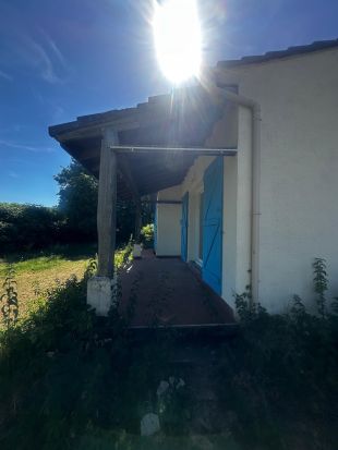 Zijaanzicht terras buiten 