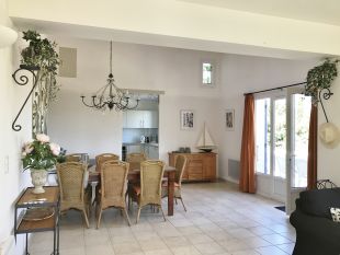 Eetkamer en keuken