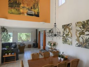 Eetlkamer met atrium