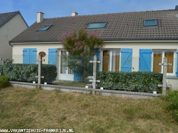 Leuk vakantiehuis op 50 meter van het uitgestrekte strand