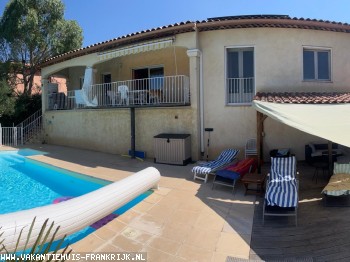 Vakantiewoning met prive-zwembad in de groene Provence voor 6 personen