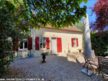 Te huur: Ons gezellige vrijstaande 6-persoons vakantiehuis met privé-zwembad. Een eldorado voor kinderen, volwassenen en een hond.