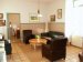 ruime huiskamer 