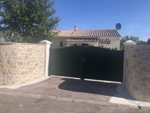 aankomst bij villa Parosa